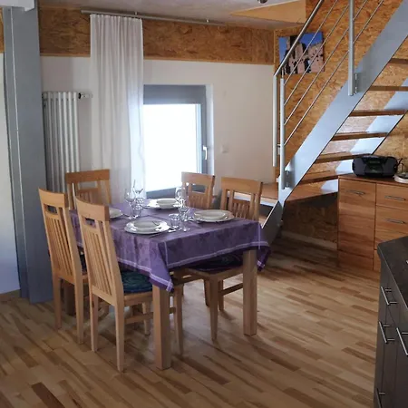 Blaues Haus * Edenkoben
